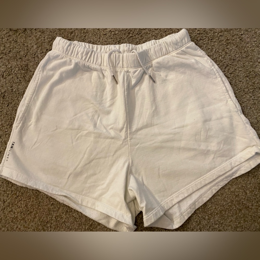 Women’s lounge shorts - Medium *Matching sweatshirt available*